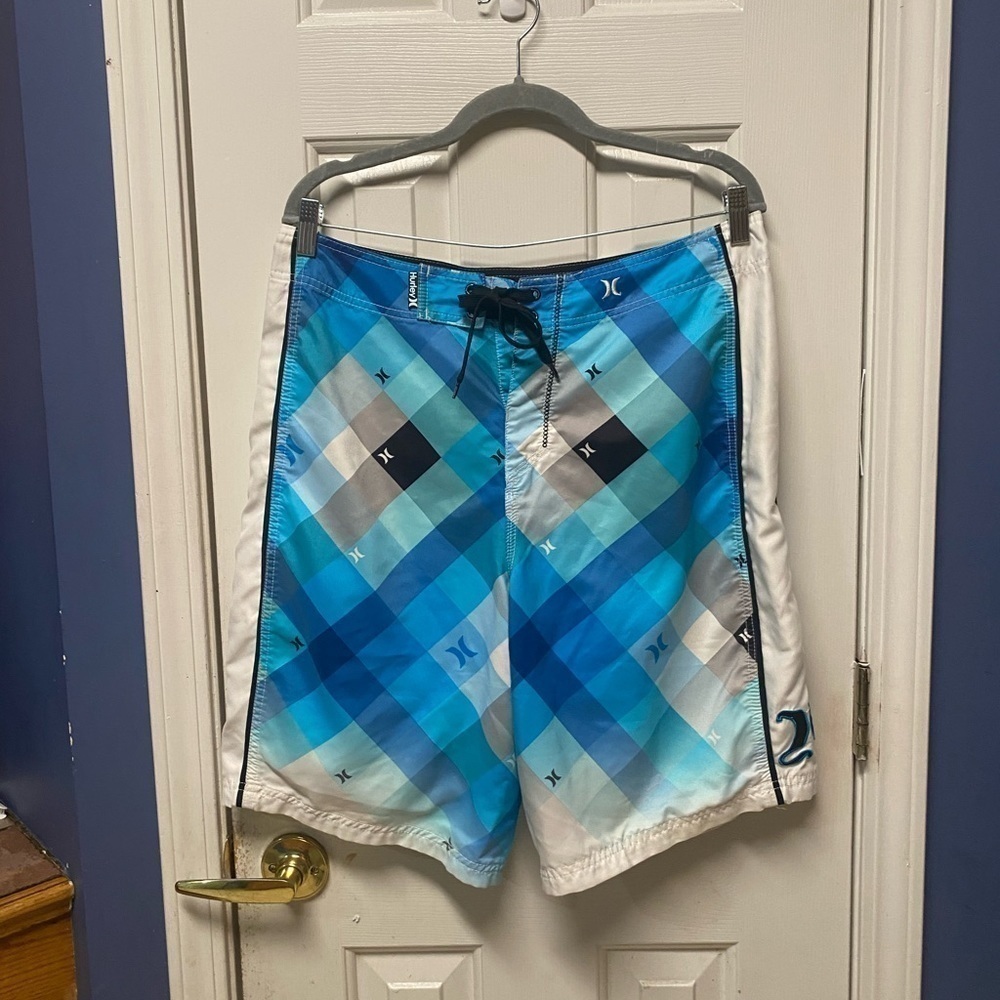 Hurley Shorts Mens 33 Blue Swim Boardshorts 10" inseam Geometric Squares